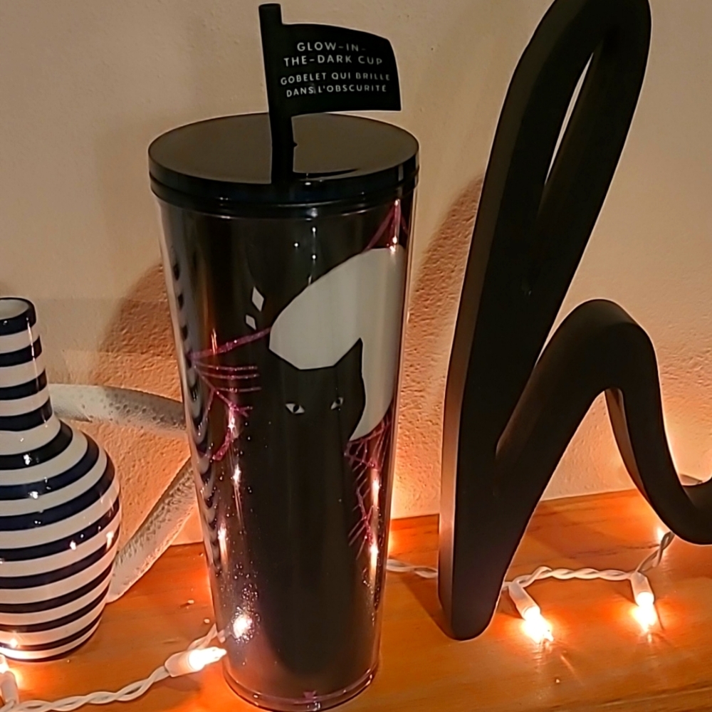 NWT Starbucks 2021 Halloween Glow- In-The-Dark Cold Cup
